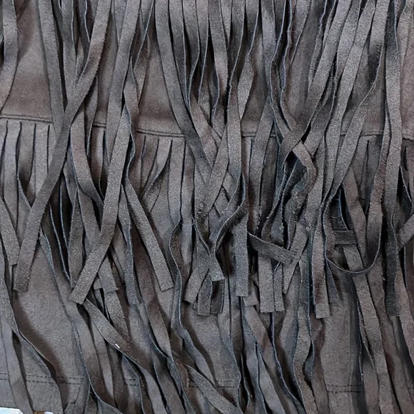 Dark brown suede fringe skirt - Picture 2 of 6